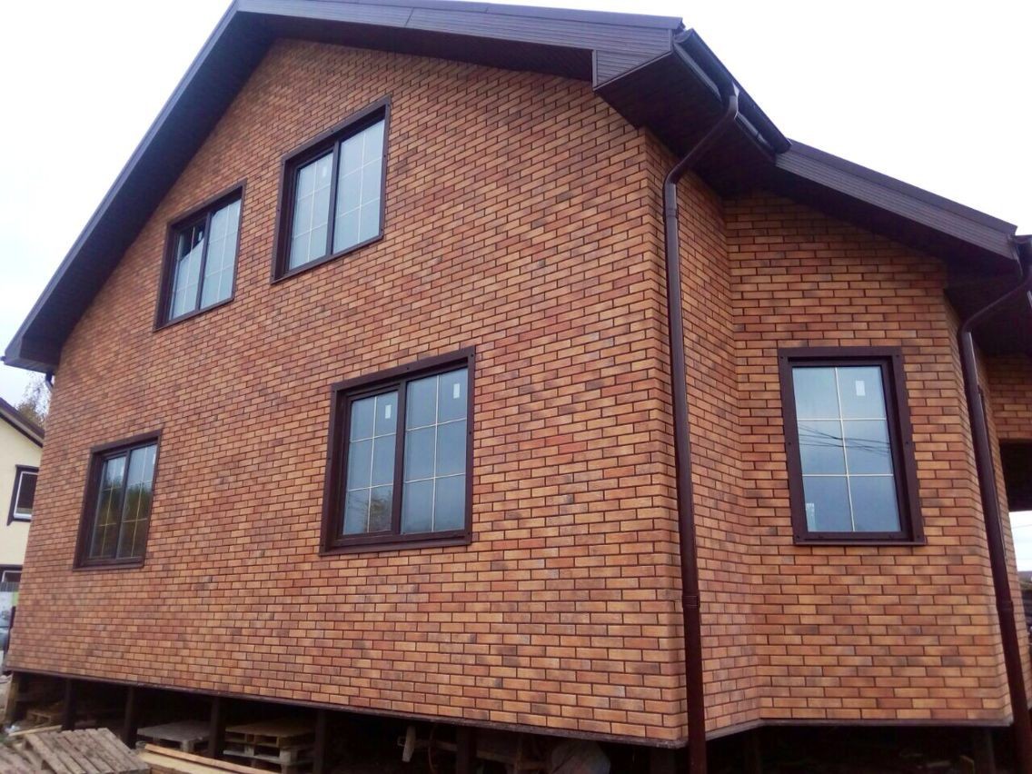 Монтаж фасадных термопанелей на стену